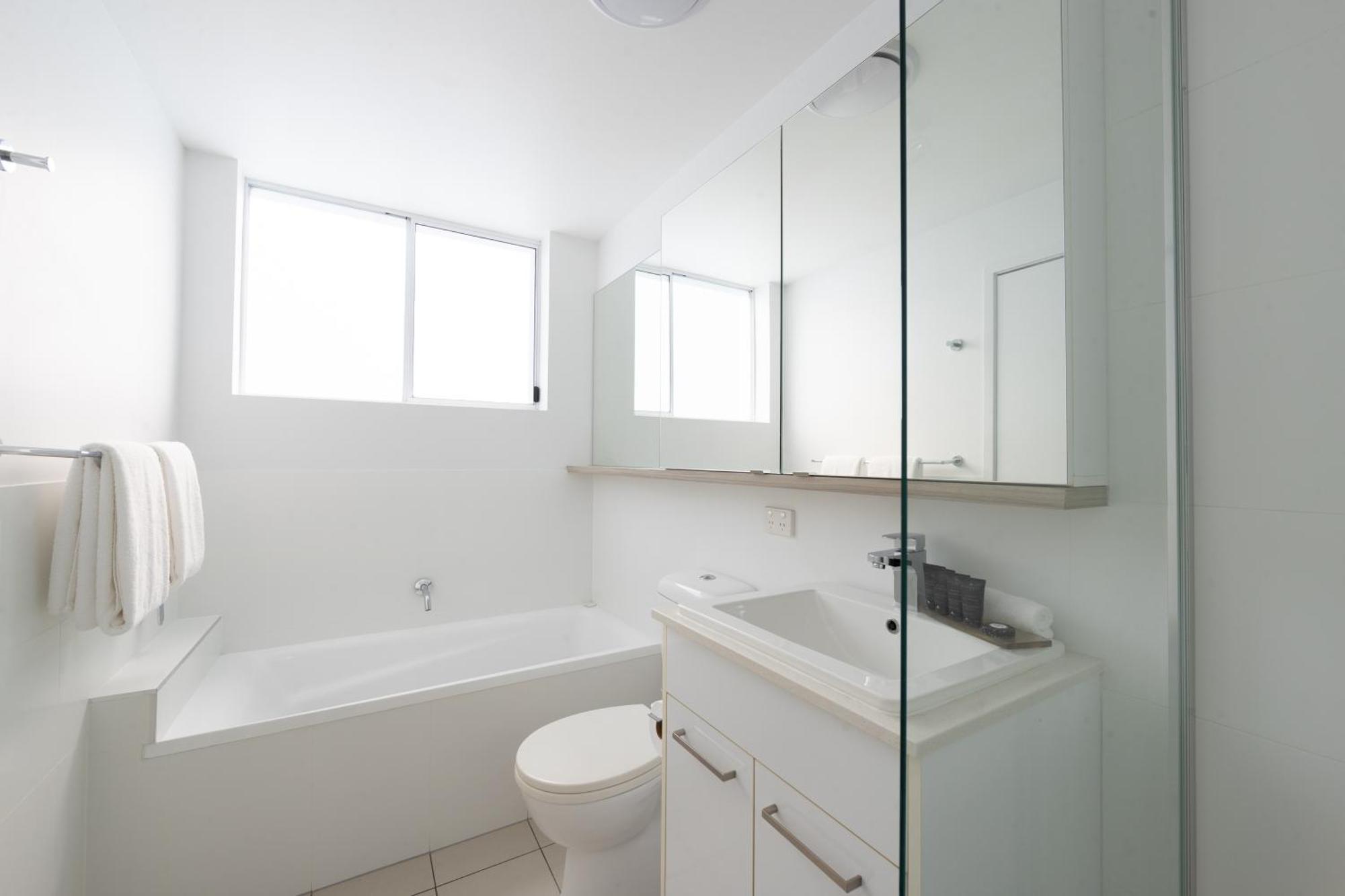 Boulevard North Lakes Bagian luar foto