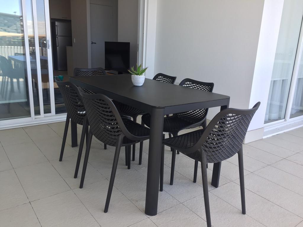 Boulevard North Lakes Bagian luar foto
